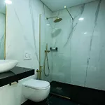 Batalha Retreat - Private Luxury With Heated Indoor Saltwater Pool