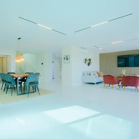 Batalha Retreat - Private Luxury With Heated Indoor Saltwater Pool Villa Ribeira Grande