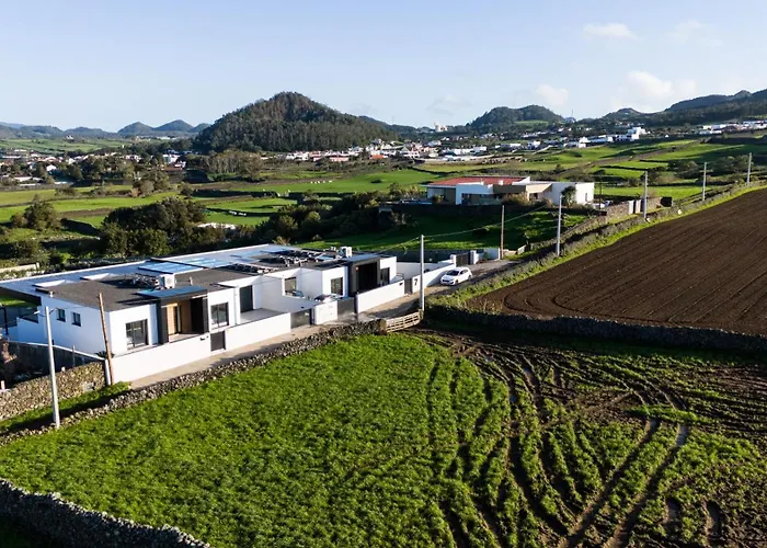 Batalha Retreat - Private Luxury With Heated Indoor Saltwater Pool Willa *