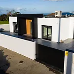 Batalha Retreat - Private Luxury With Heated Indoor Saltwater Pool Ribeira Grande