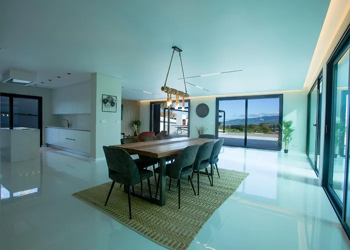 Batalha Retreat - Private Luxury With Heated Indoor Saltwater Pool 别墅 大里贝拉