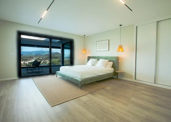 Batalha Retreat - Private Luxury With Heated Indoor Saltwater Pool 别墅 大里贝拉